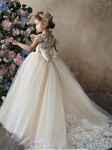 Shop Champagne Ball Gown Sweetheart Chapel Train Sleeveless Flower Girl Dress Montreal