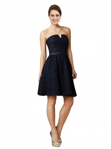 Shop Classic Knee Length Lace Bridesmaid Dress / Cocktail Dress with Notched Neckline Montreal
