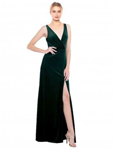 Shop Sleek V-Neck Long Formal Velvet Bridesmaid Dress / Prom Dress with Side Slit Montreal